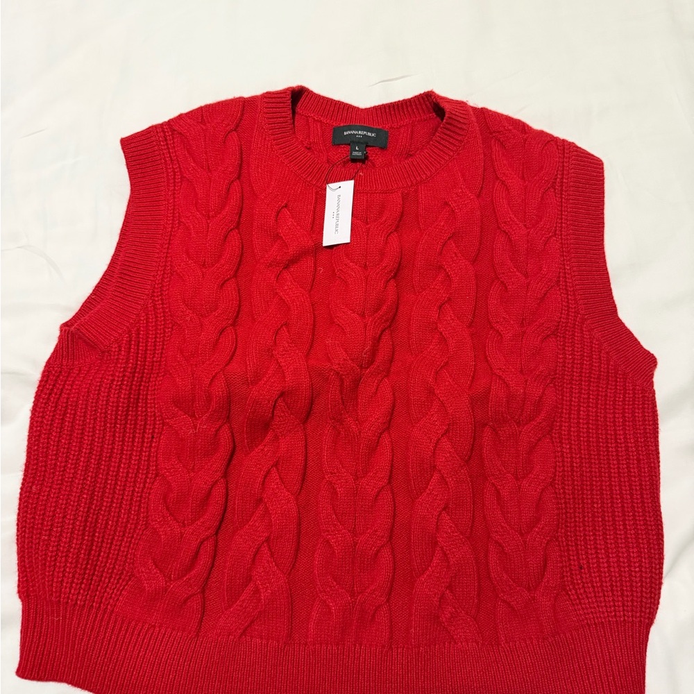 Banana Republic Red Cable Knit Sleeveless Sweater